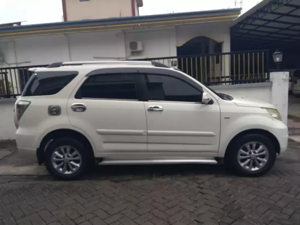 Terios TX matic 2013