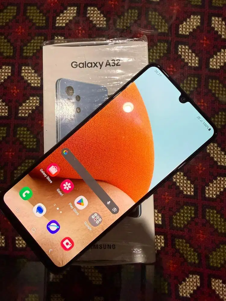 Samsung A32 ram 8/128GB. Biru,fullset, bekas garansi sein