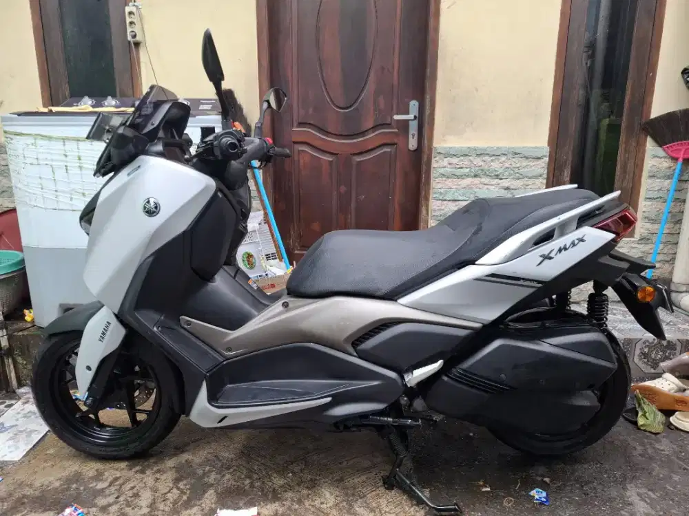 YAMAHA XMAX ABS KEYLESS FULL ORISINIL BAGUS SS LNGKP SIAP PAKEK GRESS
