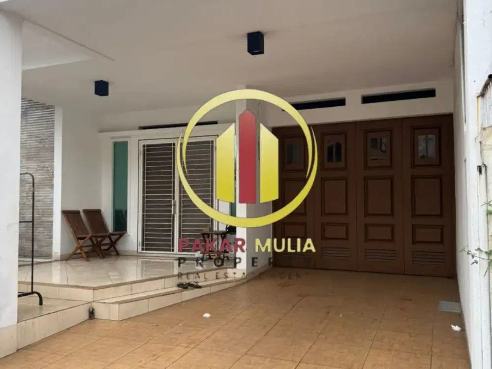 Rumah siap huni Terawat posisi Hook di Turangga Buah Batu