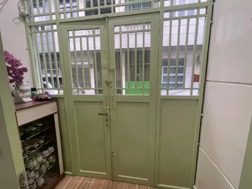 Rumah 2 LT , lokasi Denai, Medan