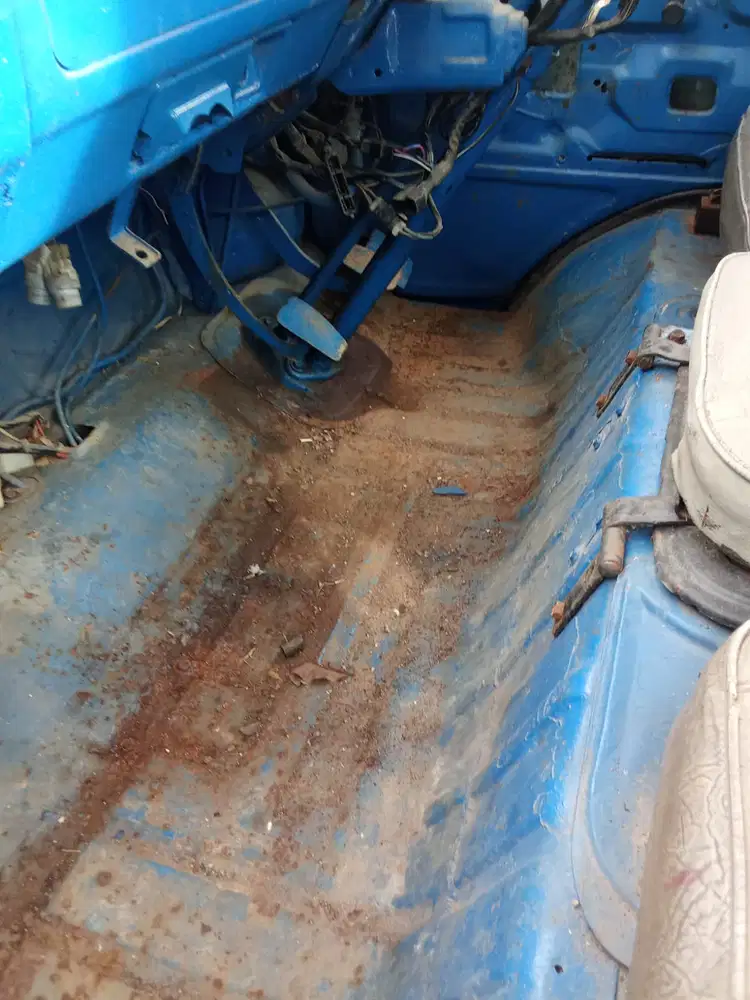 Toyota Kijang 1977 Bensin