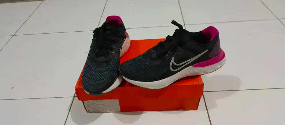 Converse not Nike, Reebok