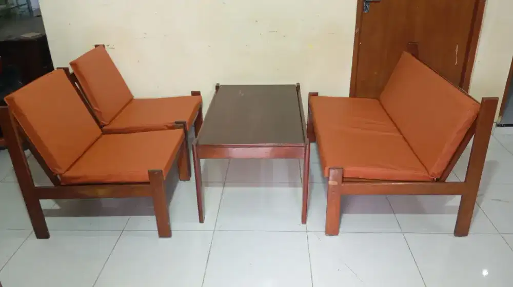 Kursi tamu jati lawasan