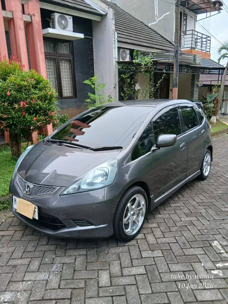 Dijual Honda Jazz GE8 (RS) Tahun 2010 Automatic Cuakep..