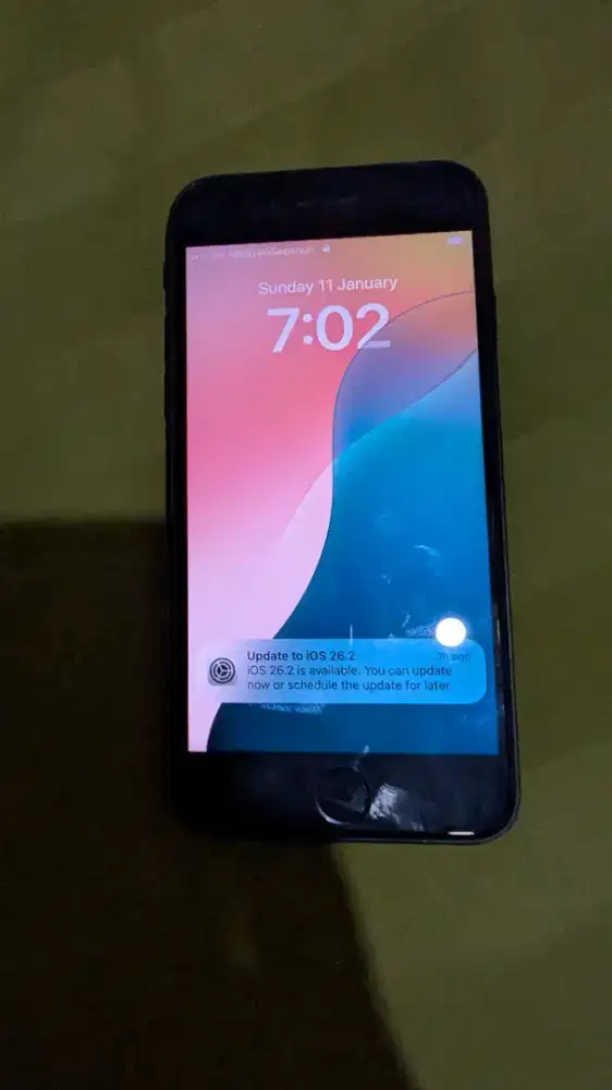 iPhone 2020 128 GB warna hitam manis pandang tak jemu