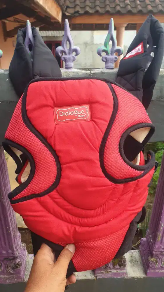 Gendong Bayi merk Dialogue