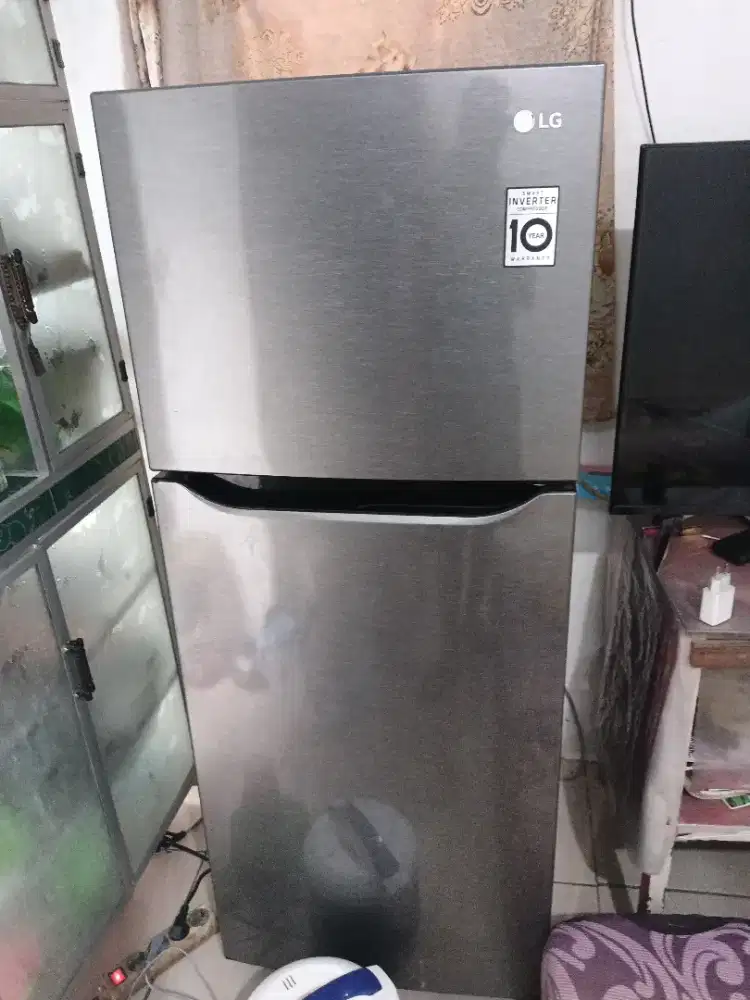 kulkas 2 pintu merk LG smart inverter compressor