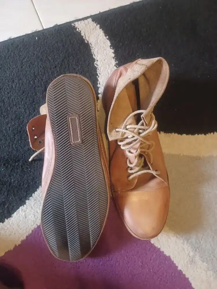 Sepatu mario minardi & sepatu converse