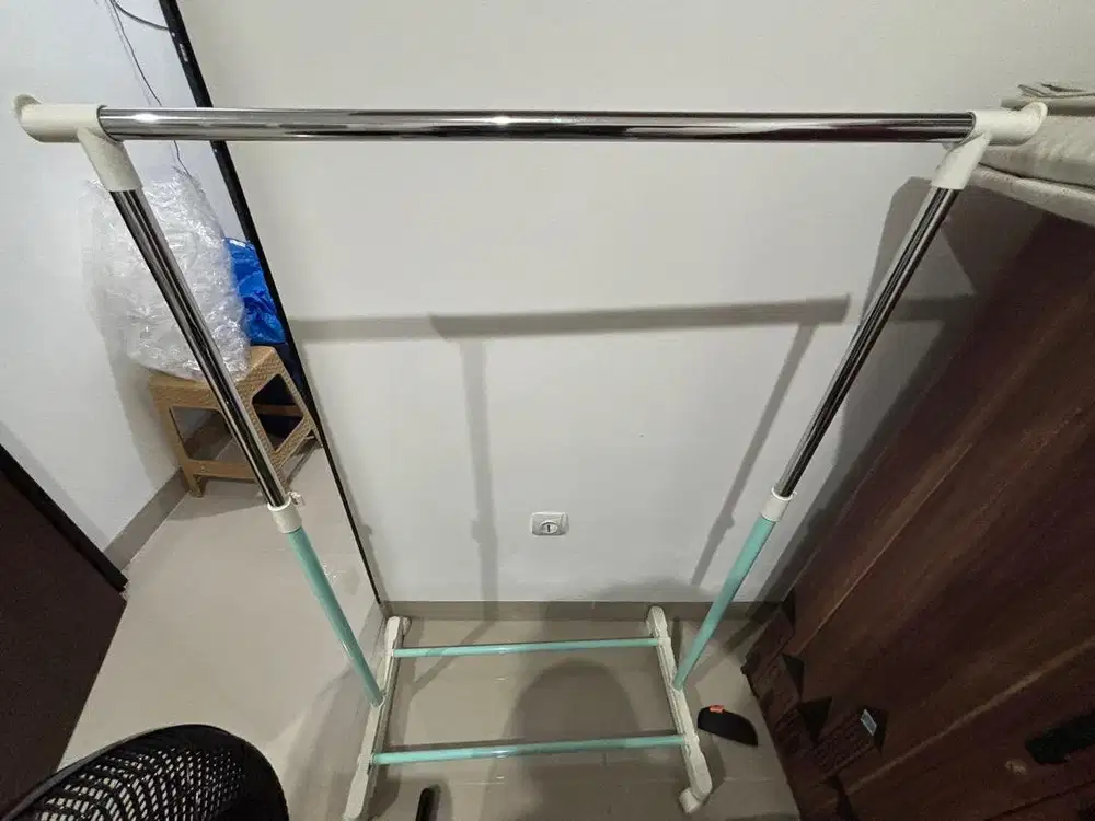 Gantungan baju informa buy 1 get 1