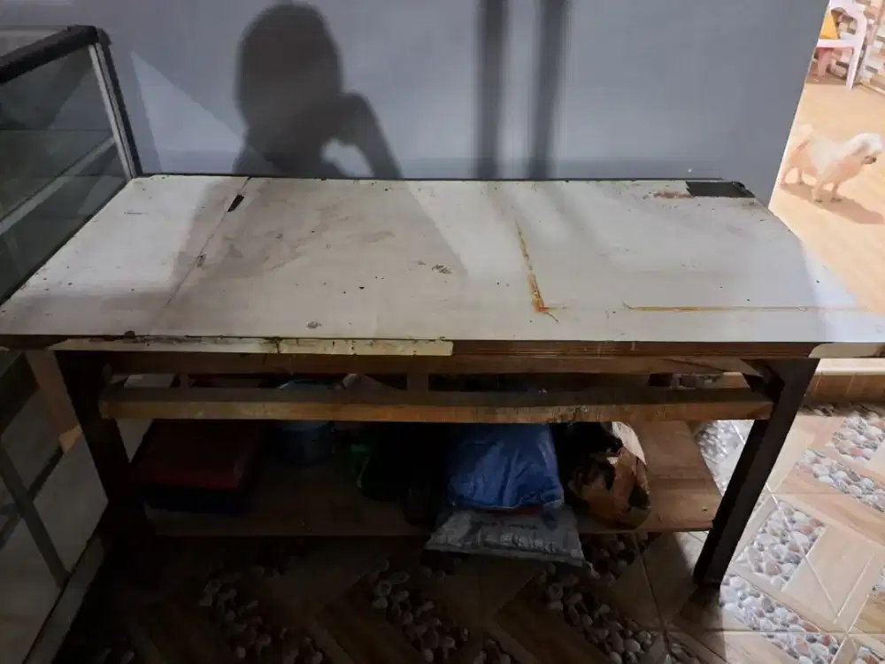 Meja kayu 1.2 m x 1 m