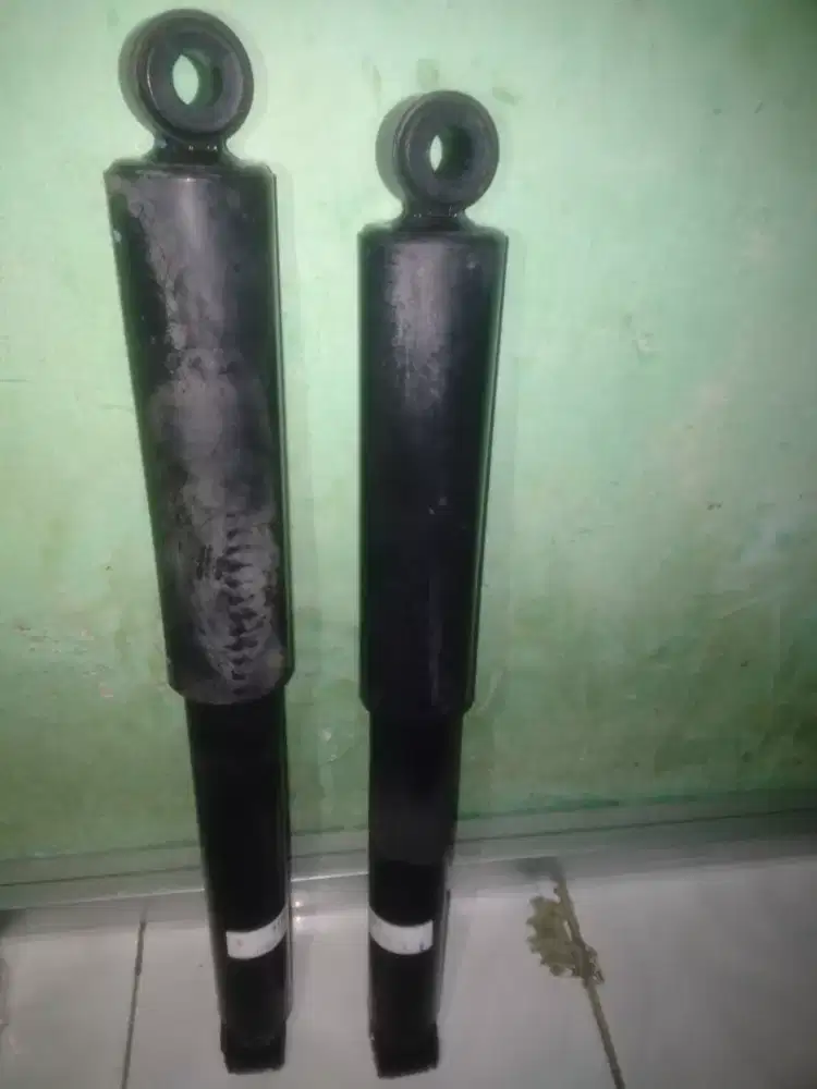 Shockbreaker Pajero Sport