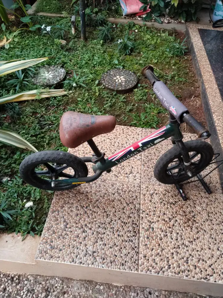 Sepeda Balance London