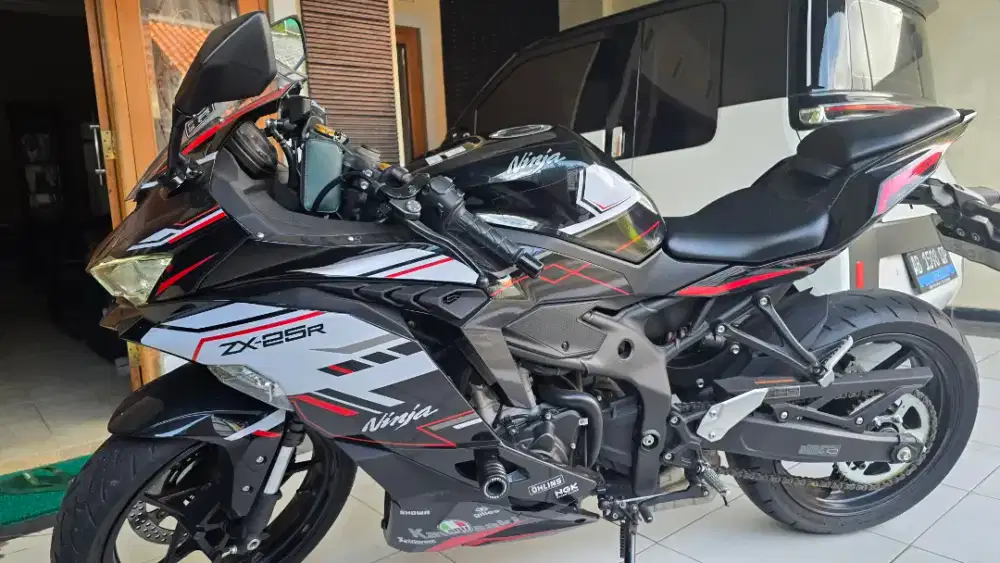 Kawazaki Ninja ZX 25 R