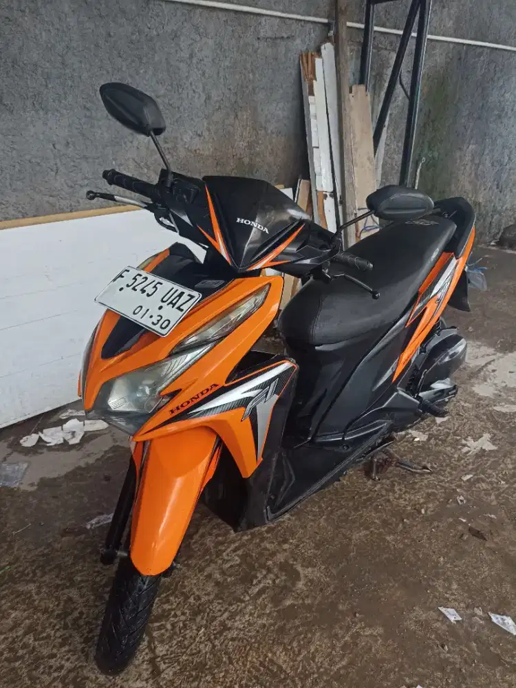 Vario 125 2012 warna asli orange