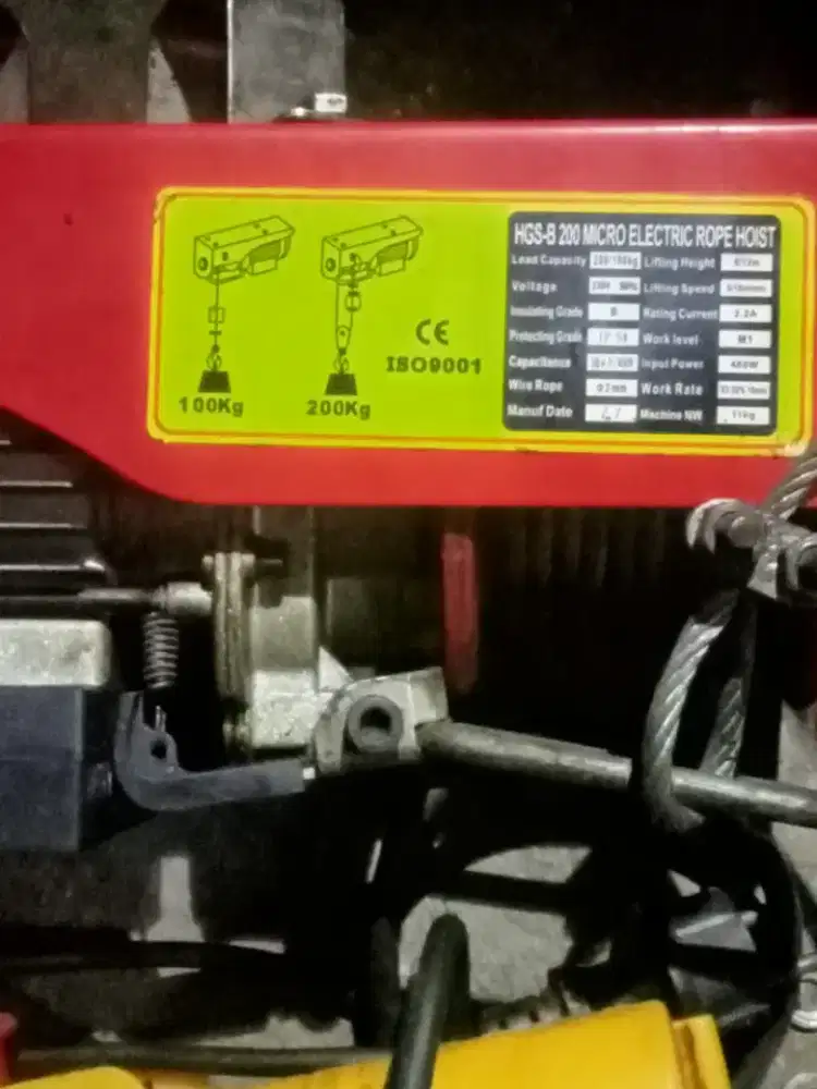 mesin hois  elektrik Sling 100/200kg