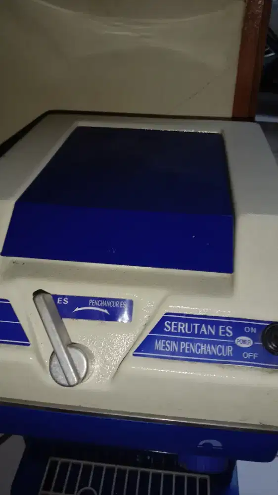 mesin serut es akebonno