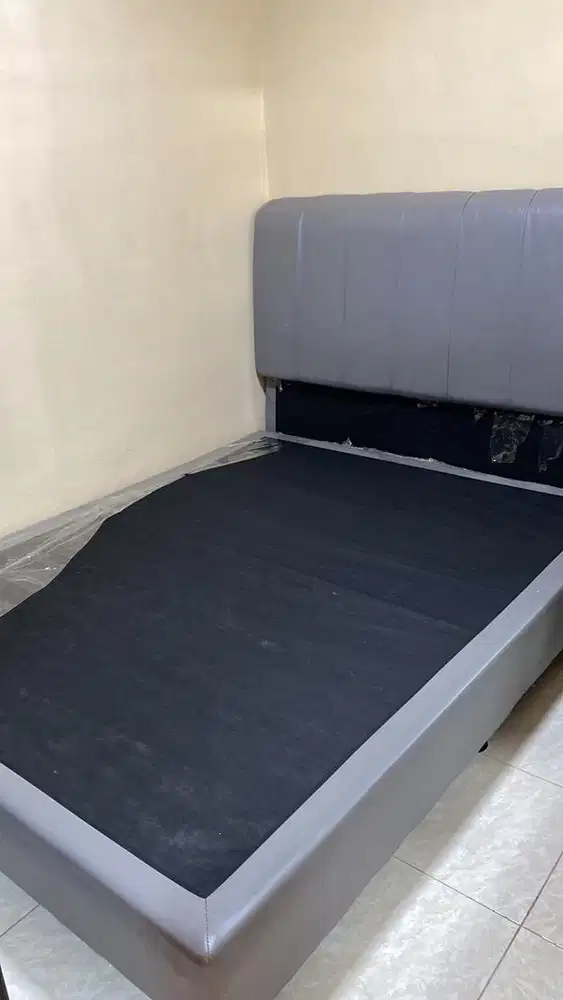 Dipan kasur ukuran nomor 2