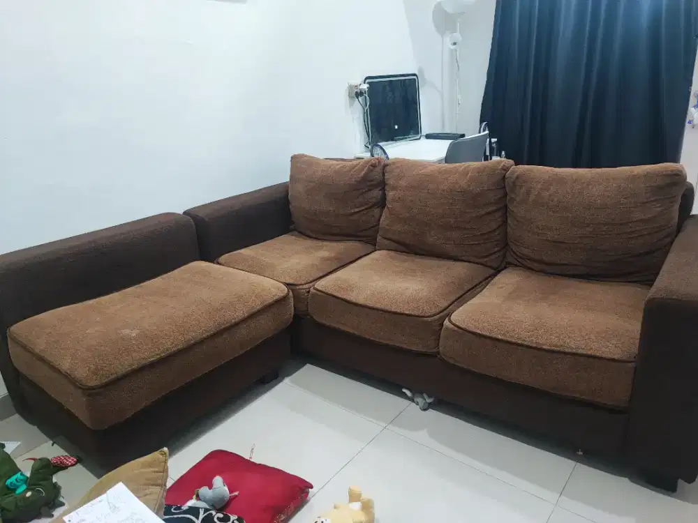 Sofa 3 tempat duduk