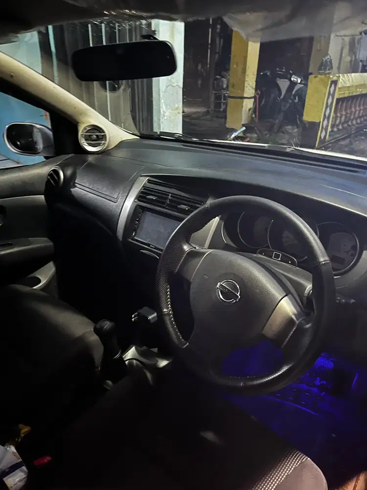 Nissan Grand livina 2013 Bensin