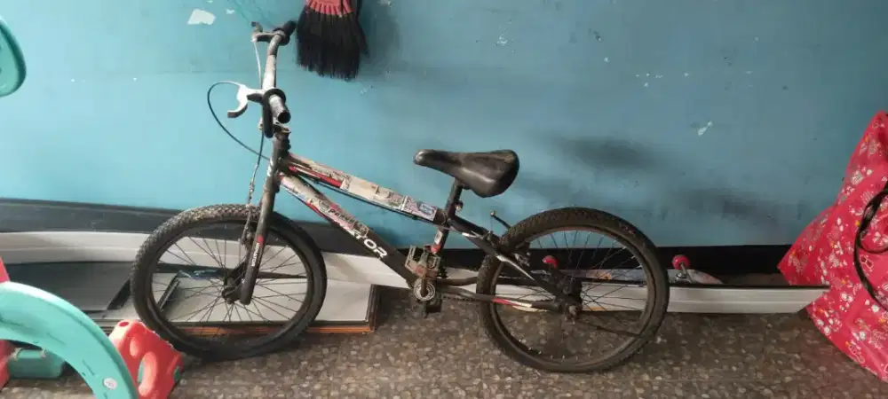 Di jual sepeda BMX bekas