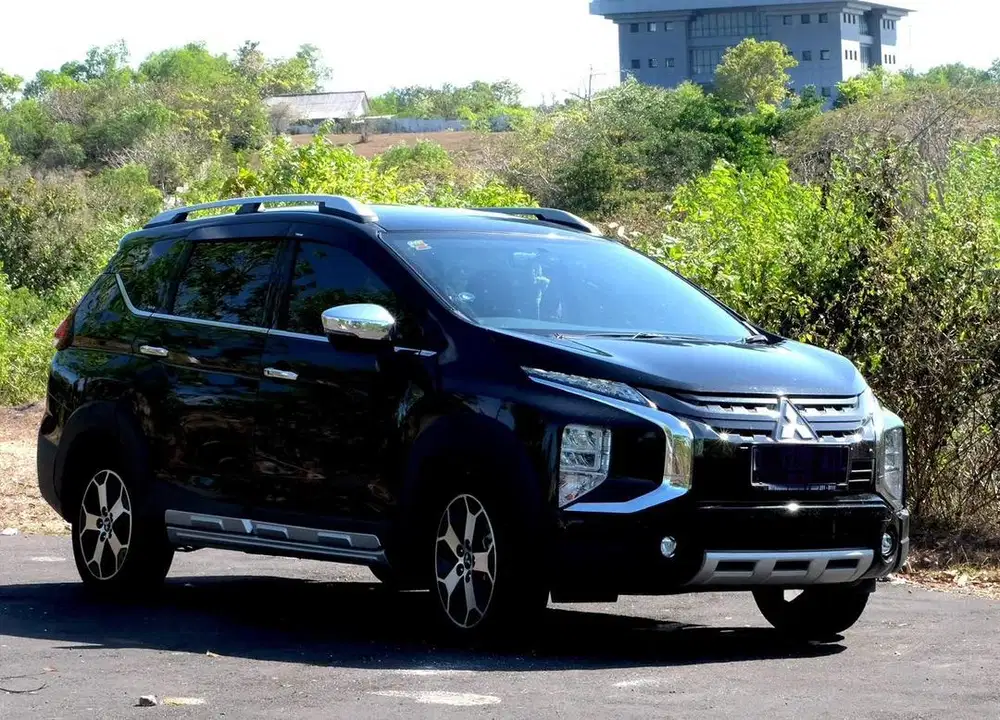 Mitsubishi Xpander Cross
