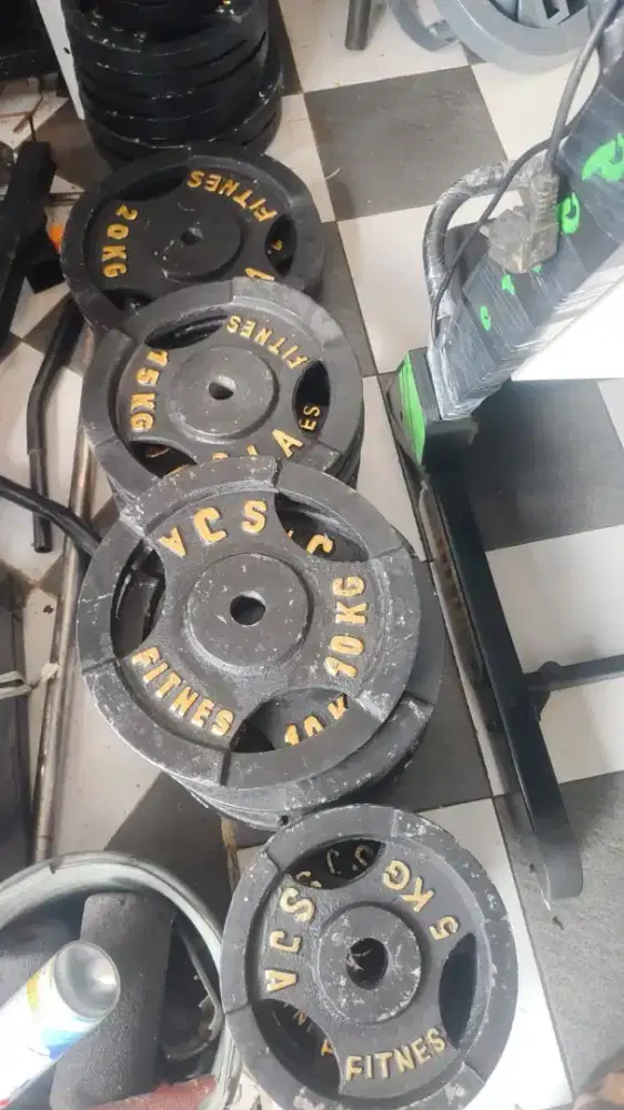 PLAT DUMBLE BESI 
MURAH MERIAH KUALITAS DI JAMINN...