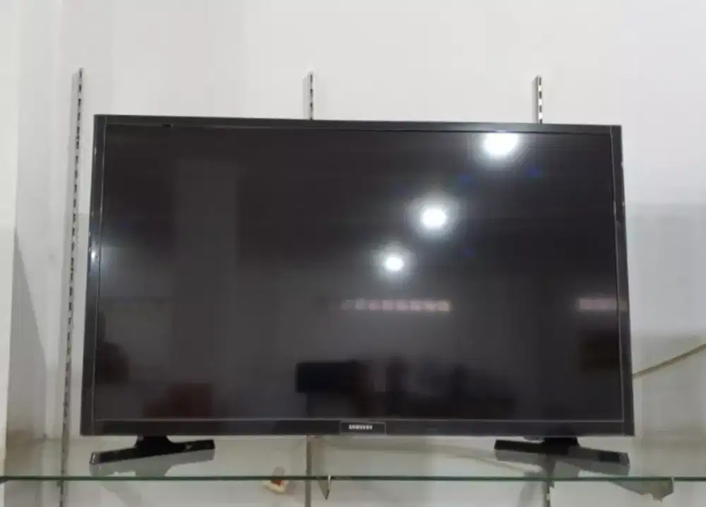 Televisi led Samsung 32 inch