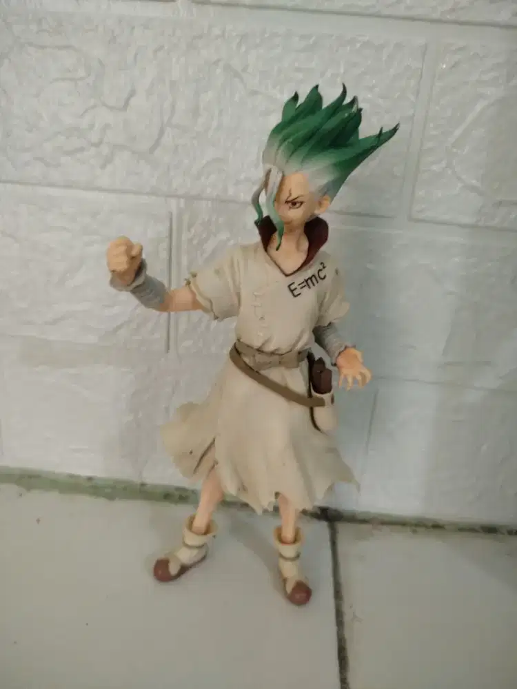 figure senku ishigami