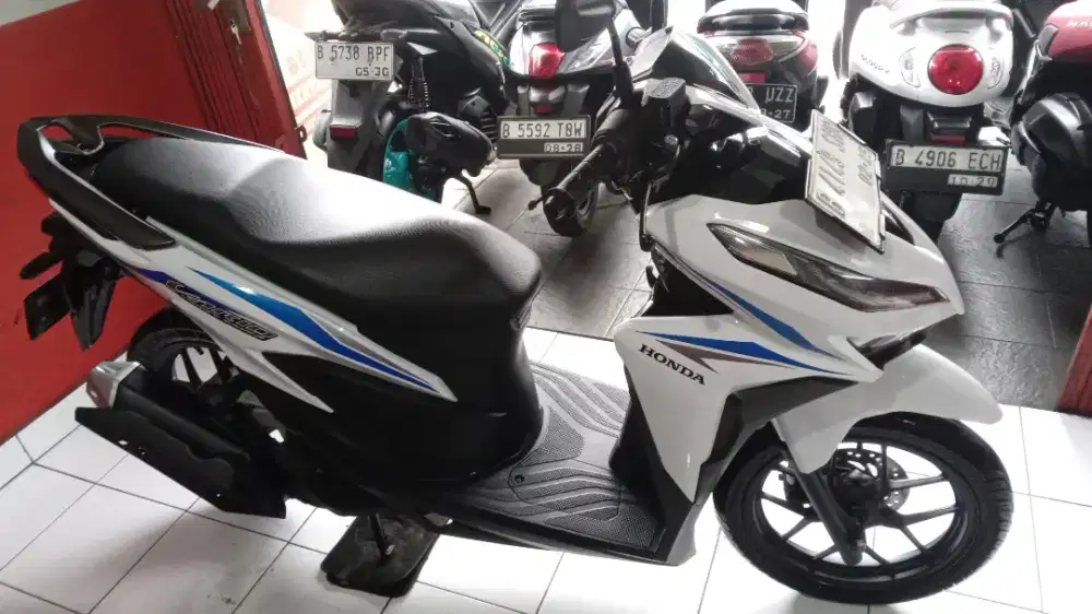 VARIO 125 CBS KREDIT DP 1JUTA SYARAT KTP&KK