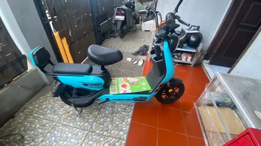 Sepada Listrik Merk Genio