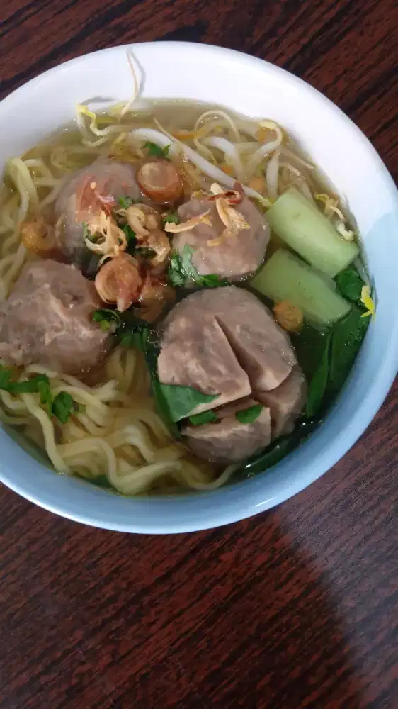 Perlengkapan usaha sedang mencari pemodal