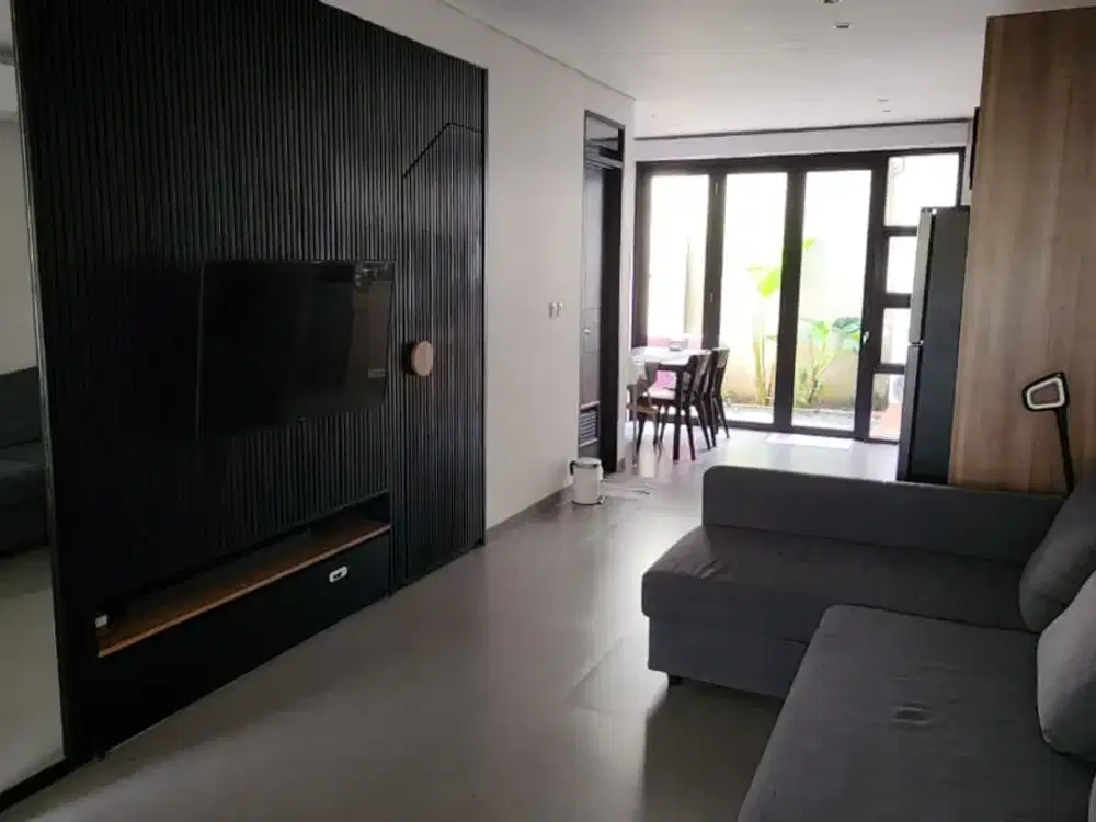 Rumah di Jual Cepat Baru Renovasi di Modernland Tangerang