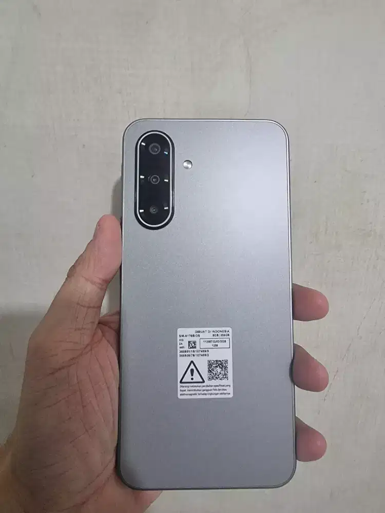 Samsung A17 5G 8/256