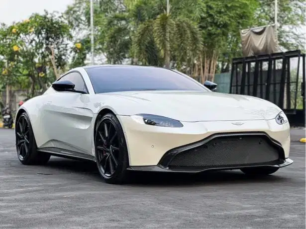 Aston Martin Vantage (2019)