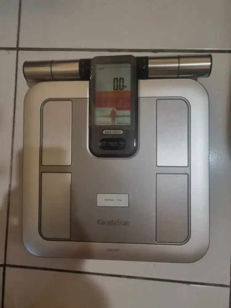 Timbangan Karada Scan OMRON