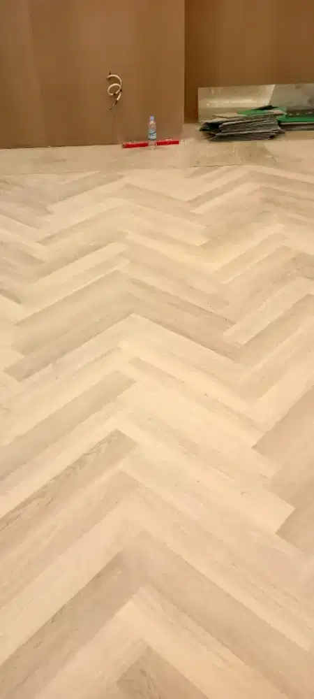 Jasa pasang lantay vinyl dan lantay SPC