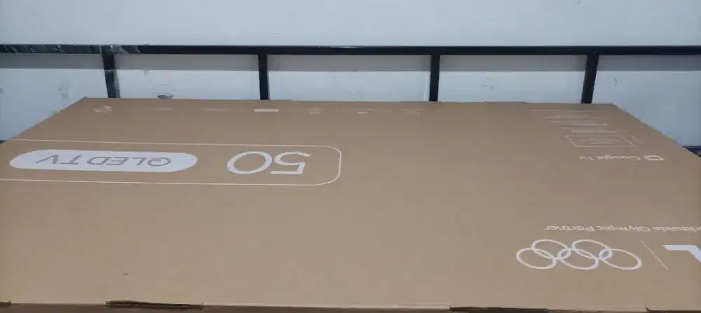 Smart TV QLED BNIB 50 TCL 50P7K