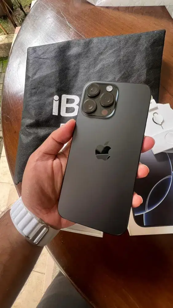 iphone 16 pro max 256GB ibox blibli garansi Juni 2026 baterai 100%