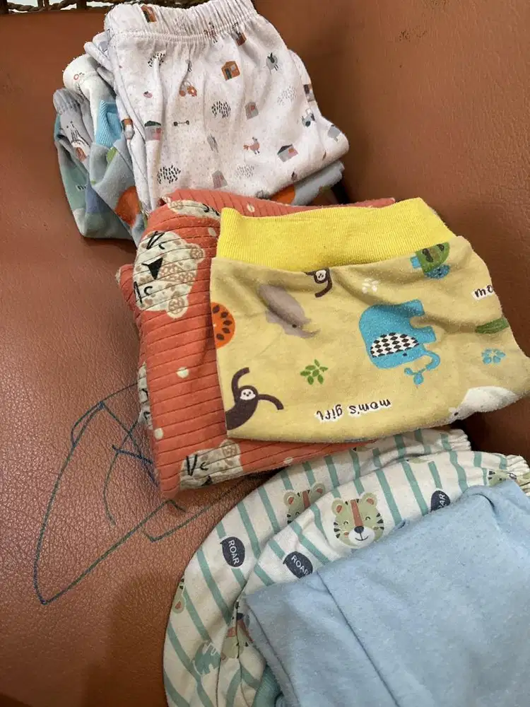 Celana pendek bayi/anak