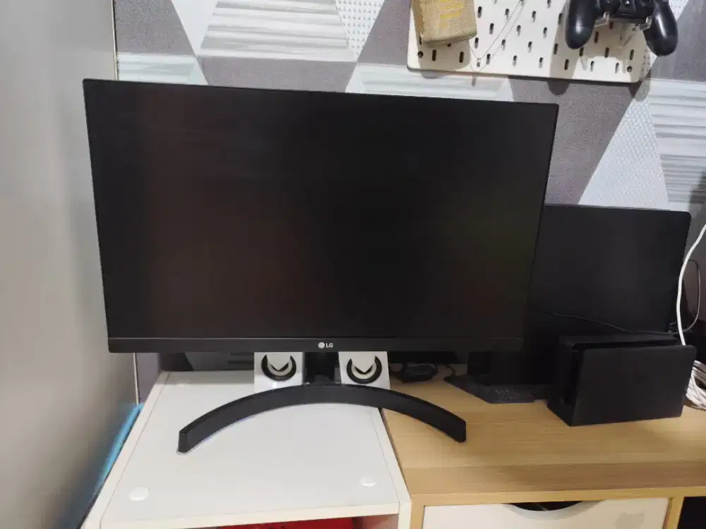 Monitor LG 22MK600