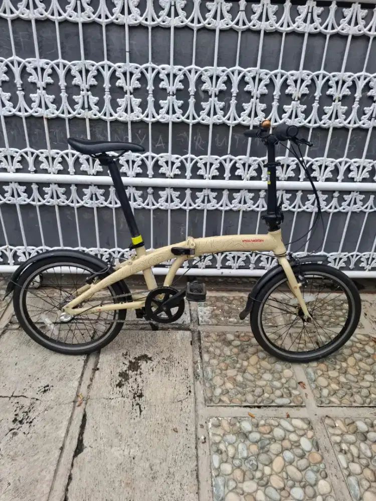 Sepeda lipat Polygon Urbano 13