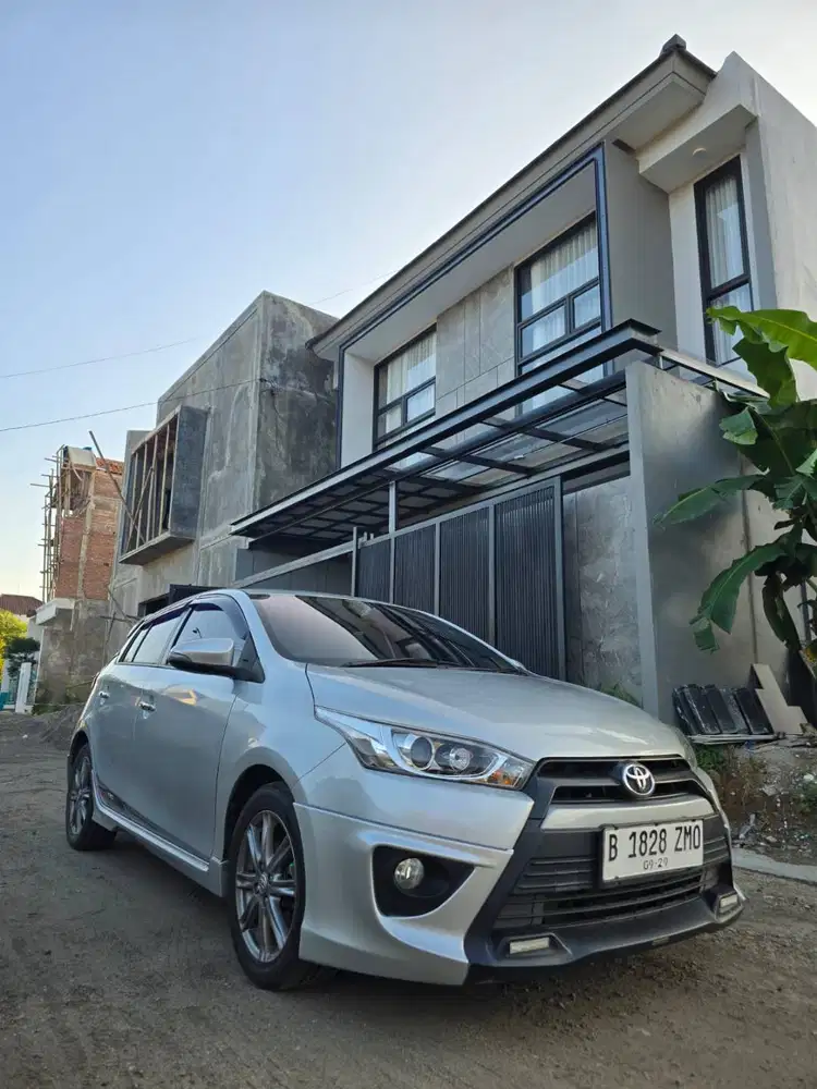 Toyota Yaris 1.5 TRD Sportivo Bensin-AT (2016)
