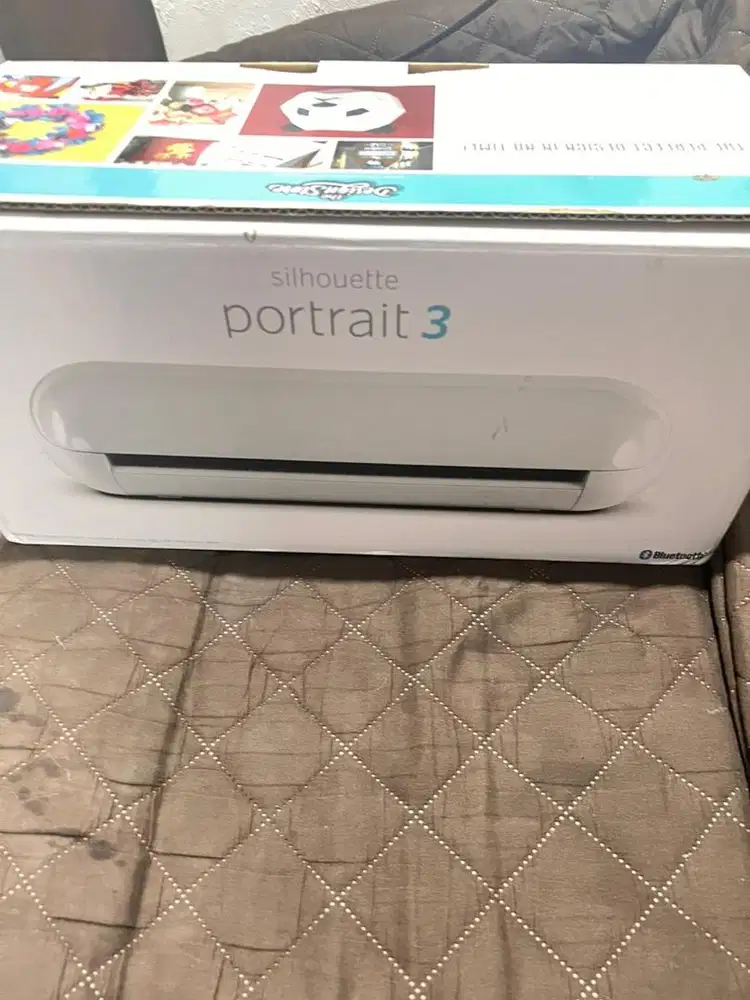 Printer cutting stiker merk portrait 3 sillhoutte