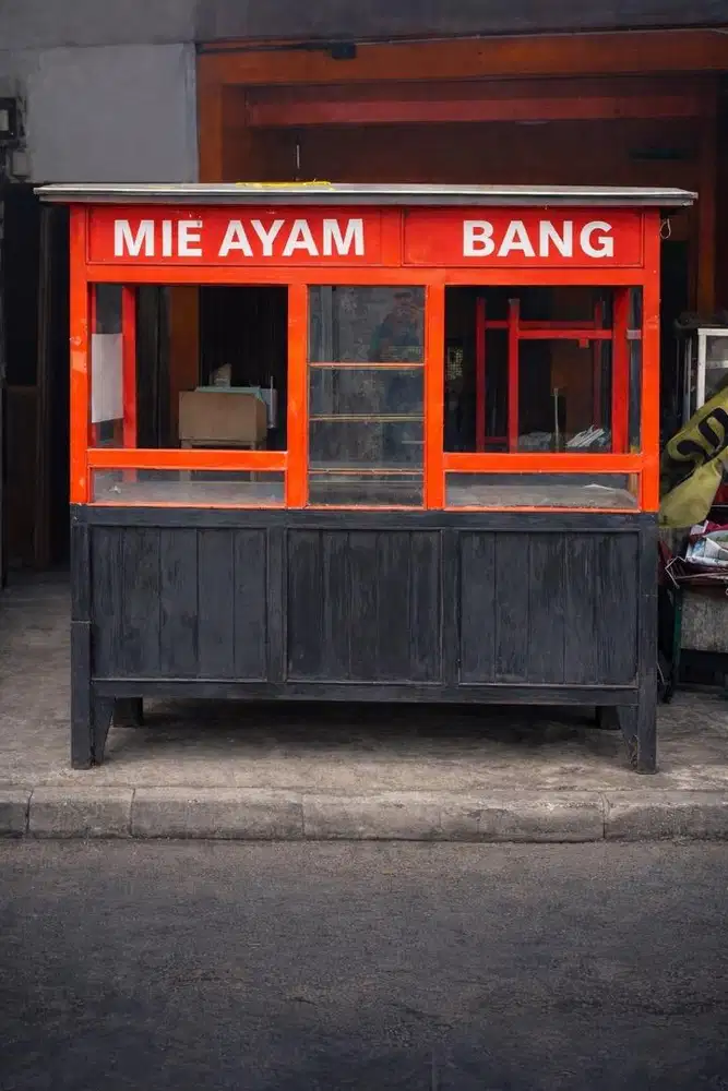 Dijual Cepat - Gerobak Mie Ayam Besar dan Kokoh