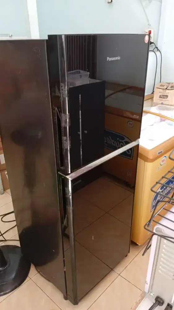 Kulkas Panasonic 2 Pintu