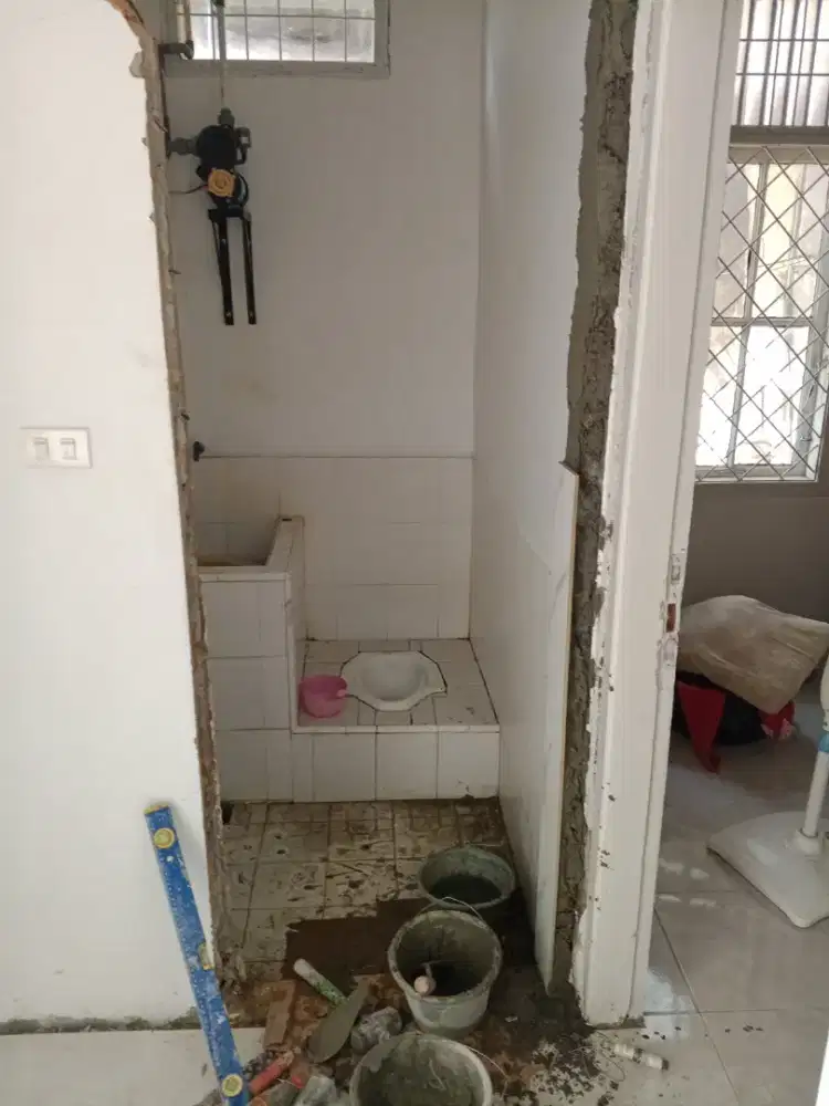 Tukang pasang keramik dan finising