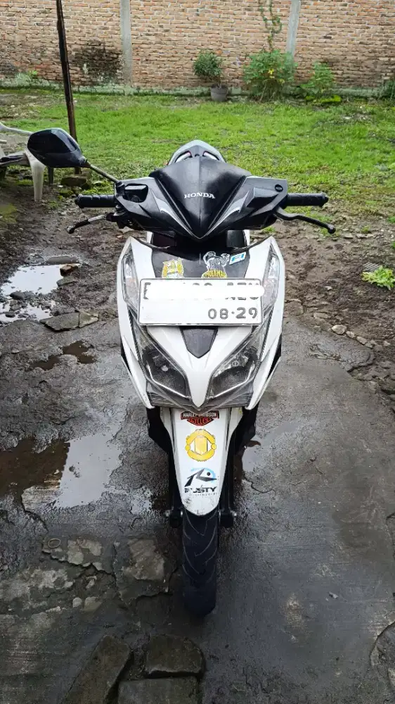 Vario KZR tahun 2014 kondisi baik