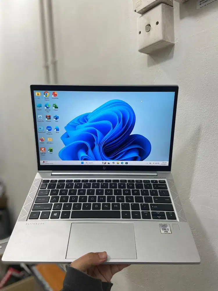 HP ELITEBOOK 830 G7 i5 16GB 512GB