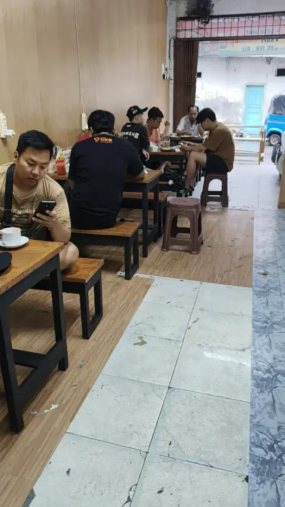 di butuhkan segera karyawan untuk jaga warkop